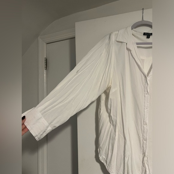 Velvet Heart White Button Down - Picture 2 of 5